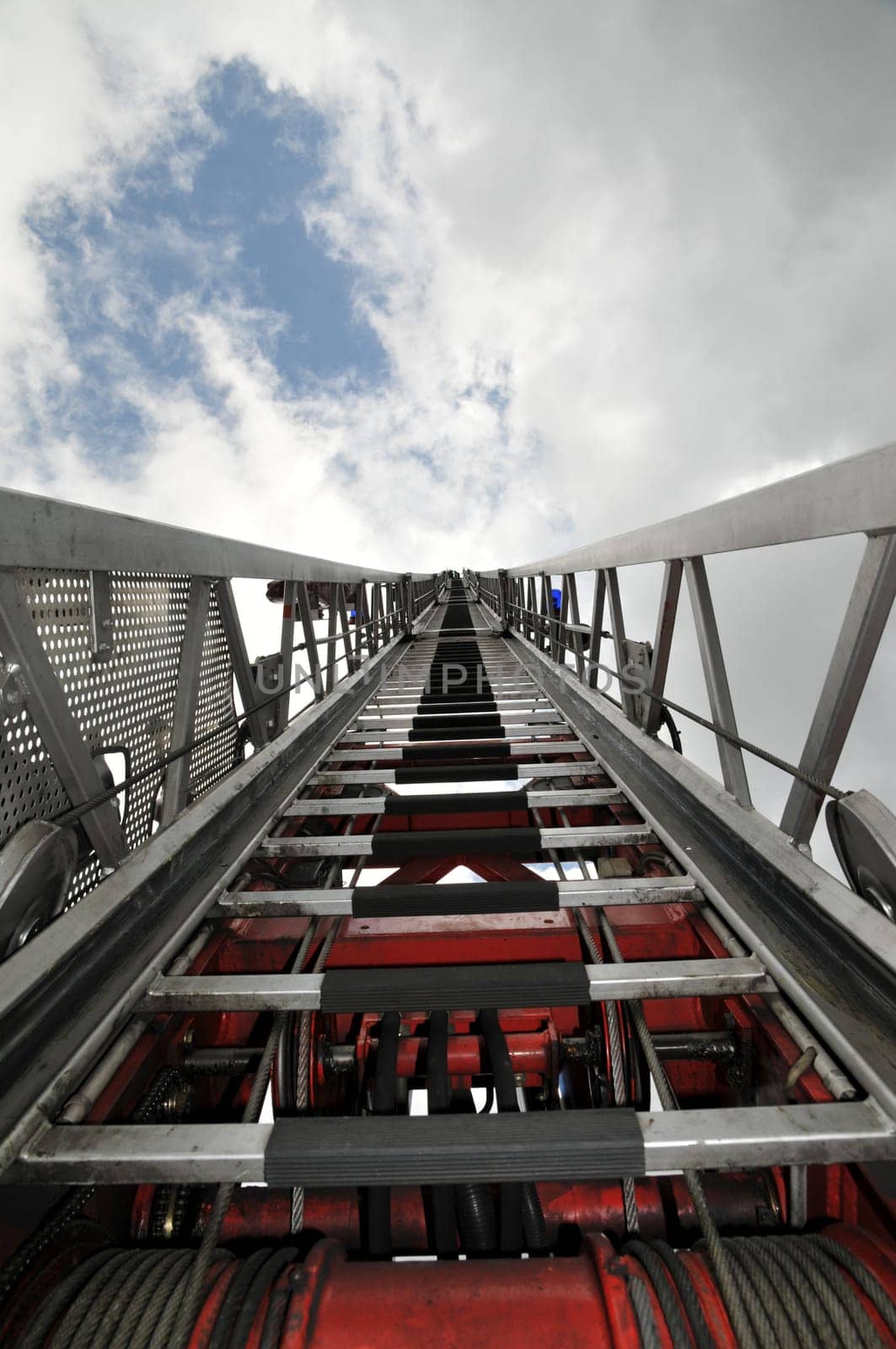 Turntable ladder