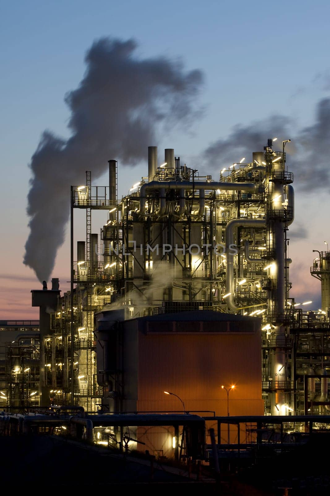 Refinery plant