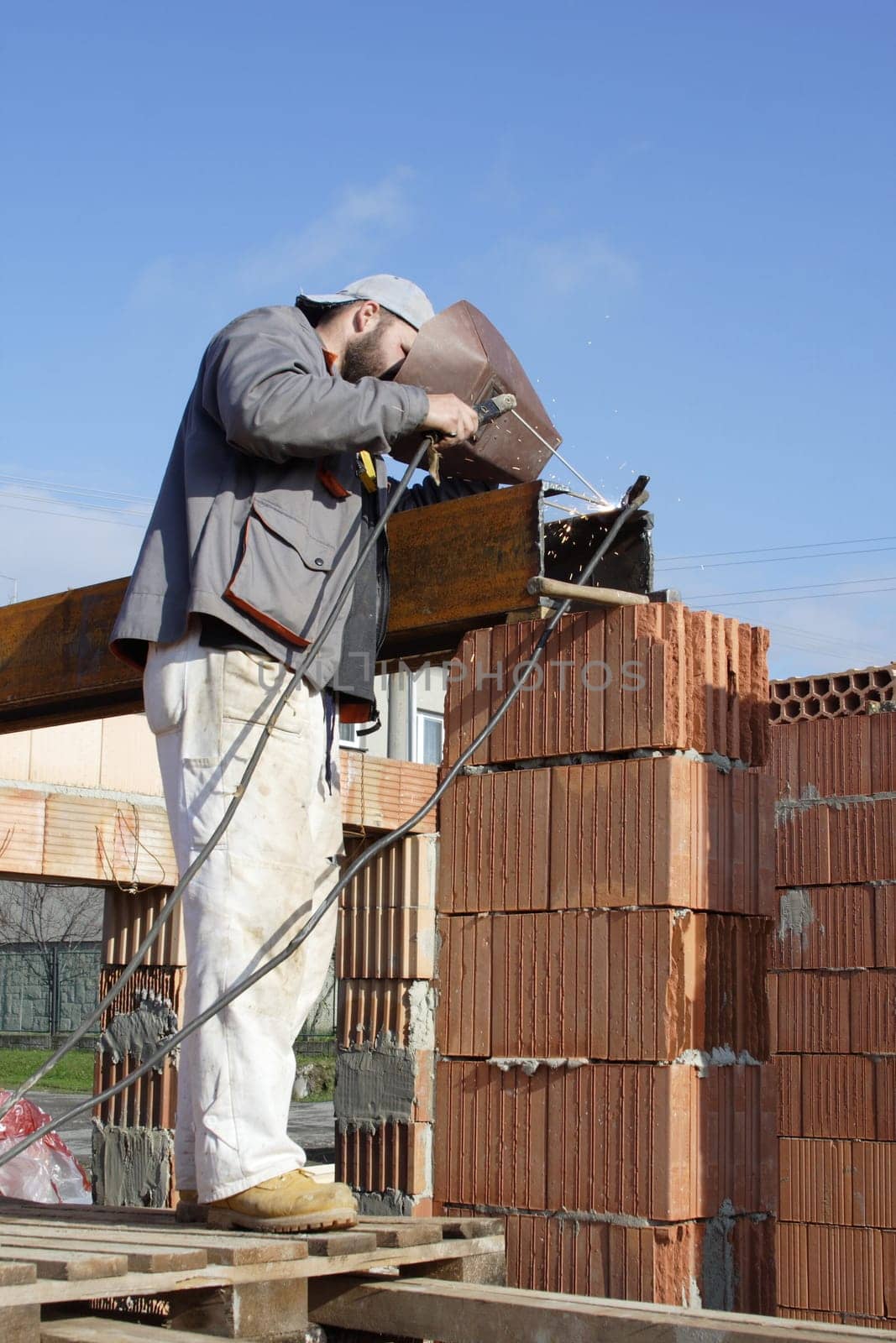 Master bricklayer
