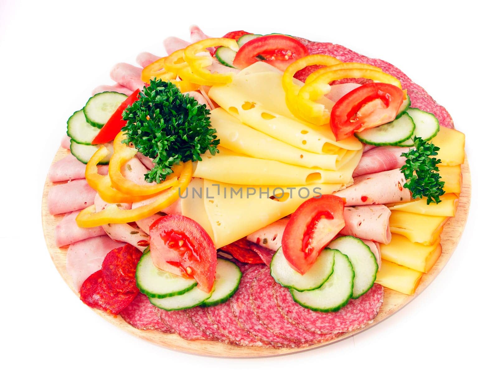 Cold food - salami and fresh vegetables