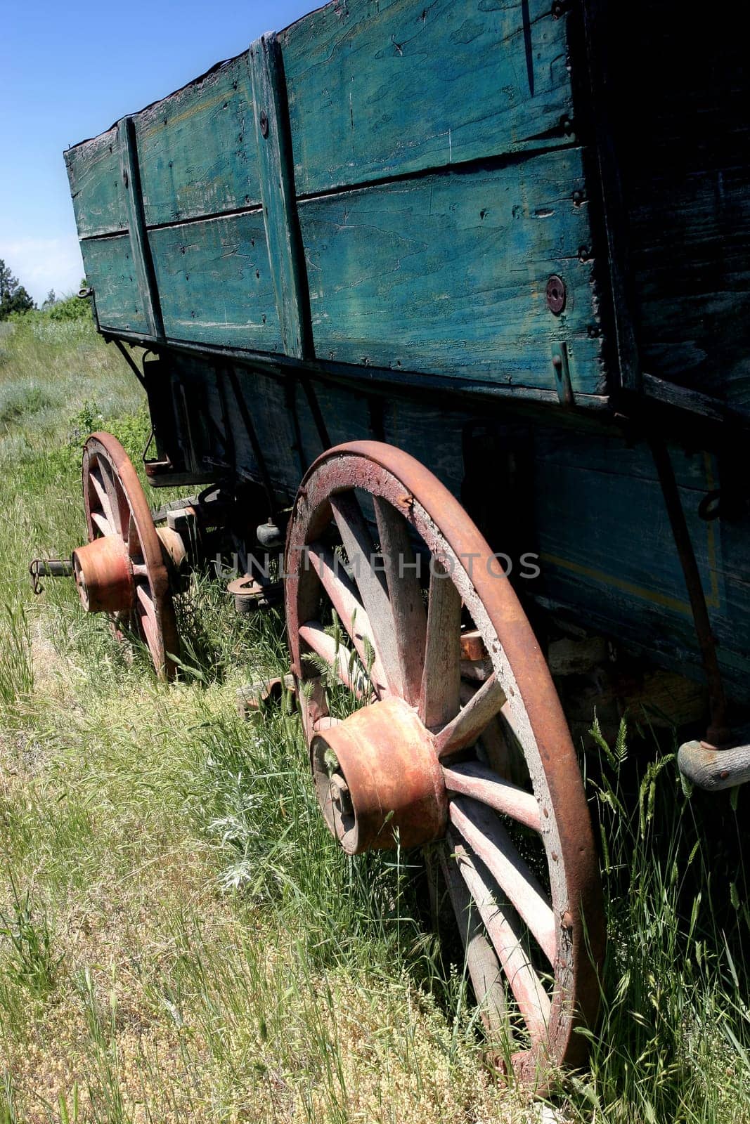 old wagon in midwest USA