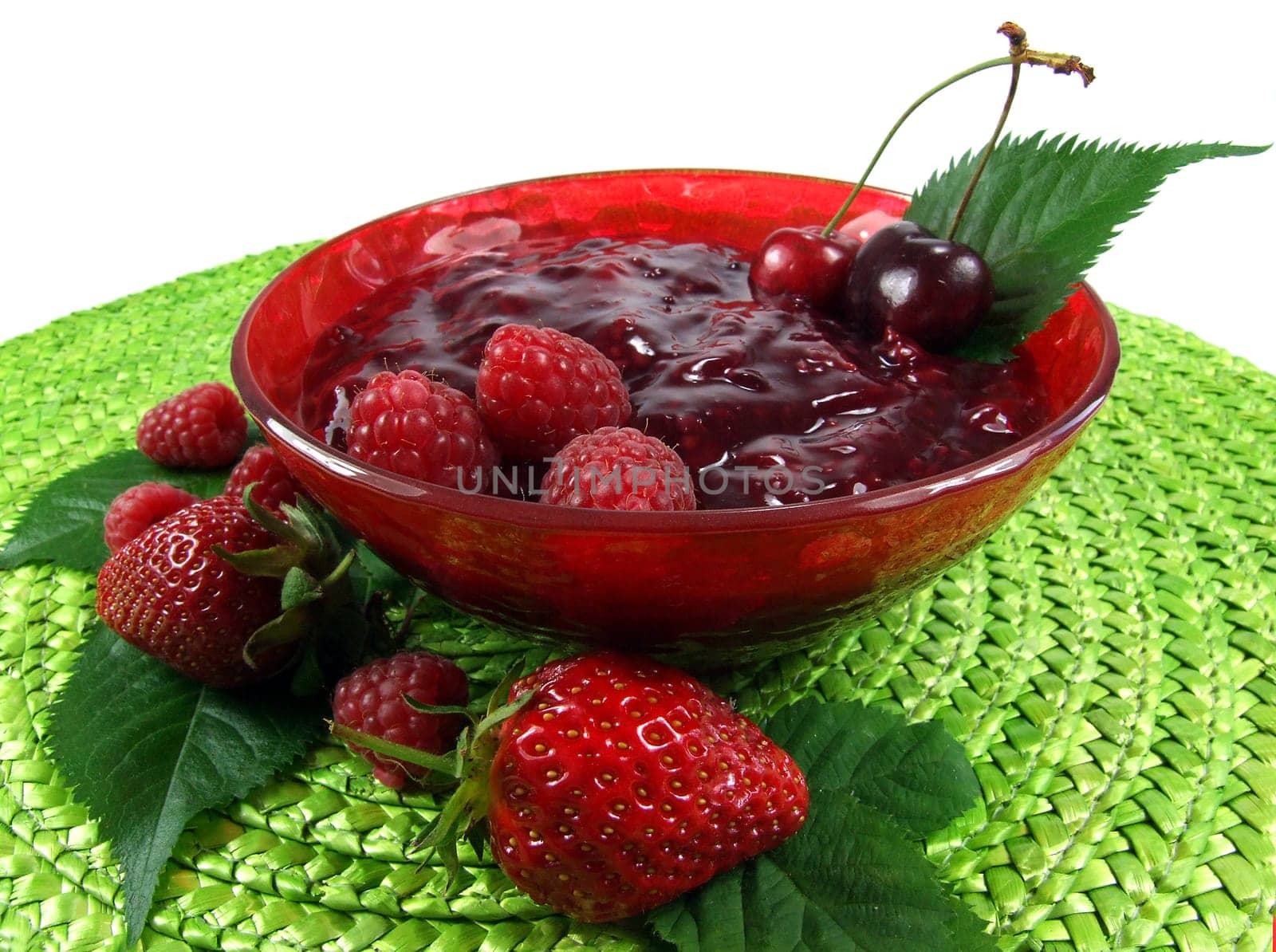 Red fruit jelly