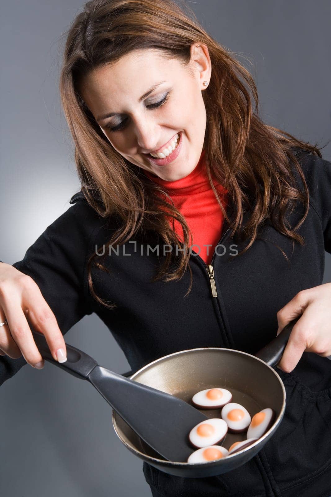 Fondante eggs in pan