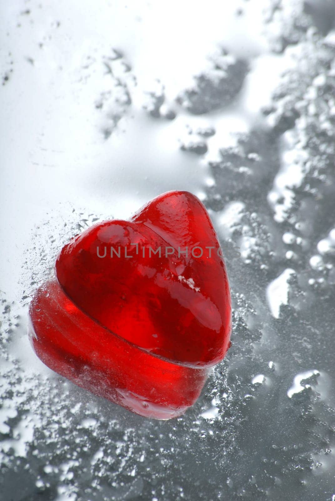 Heart on wet mirror