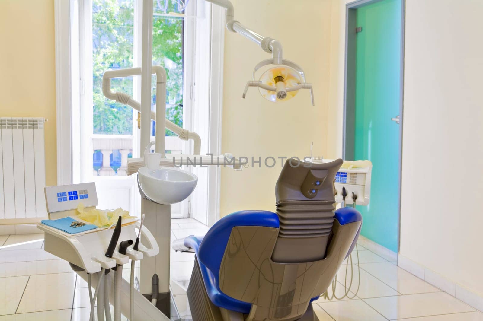 dentist