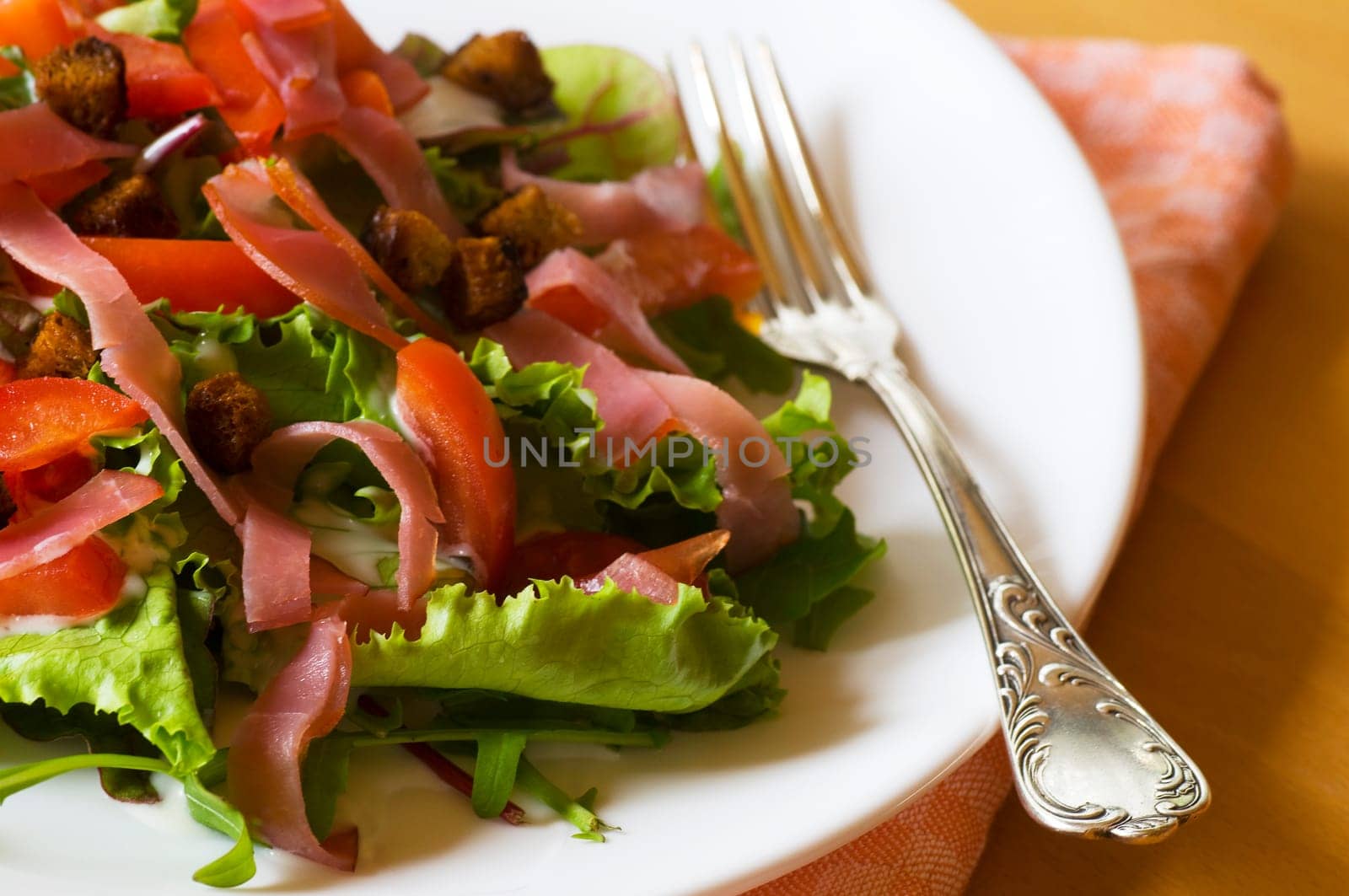Salad with ham strips
