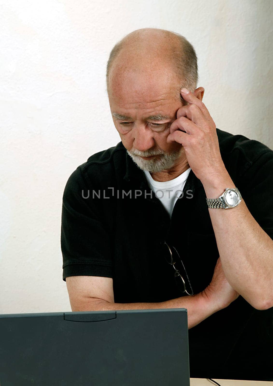 Senior at Labtop