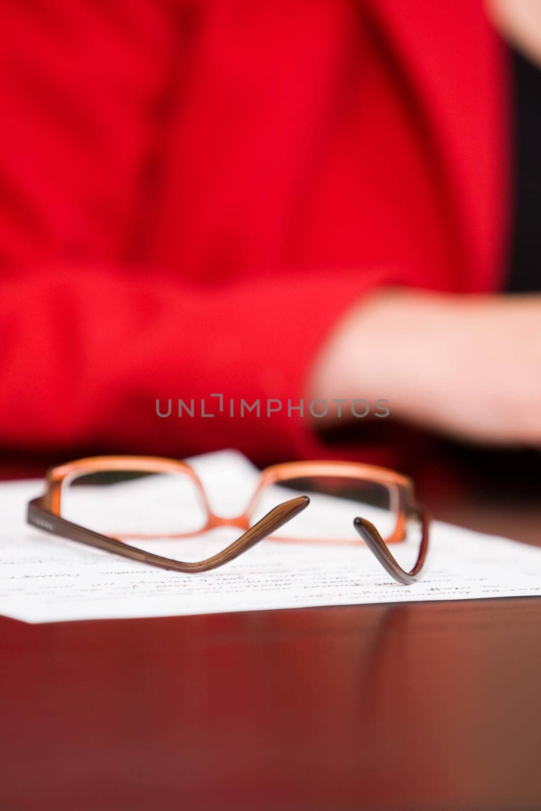 Glasses,Business Letter
