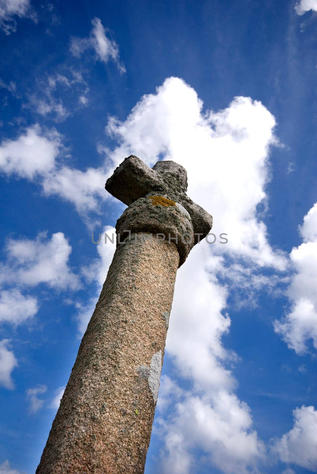 Granti Cross in Brittany