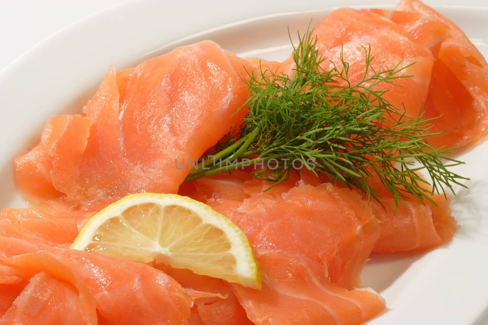 Salmon fillet with dill