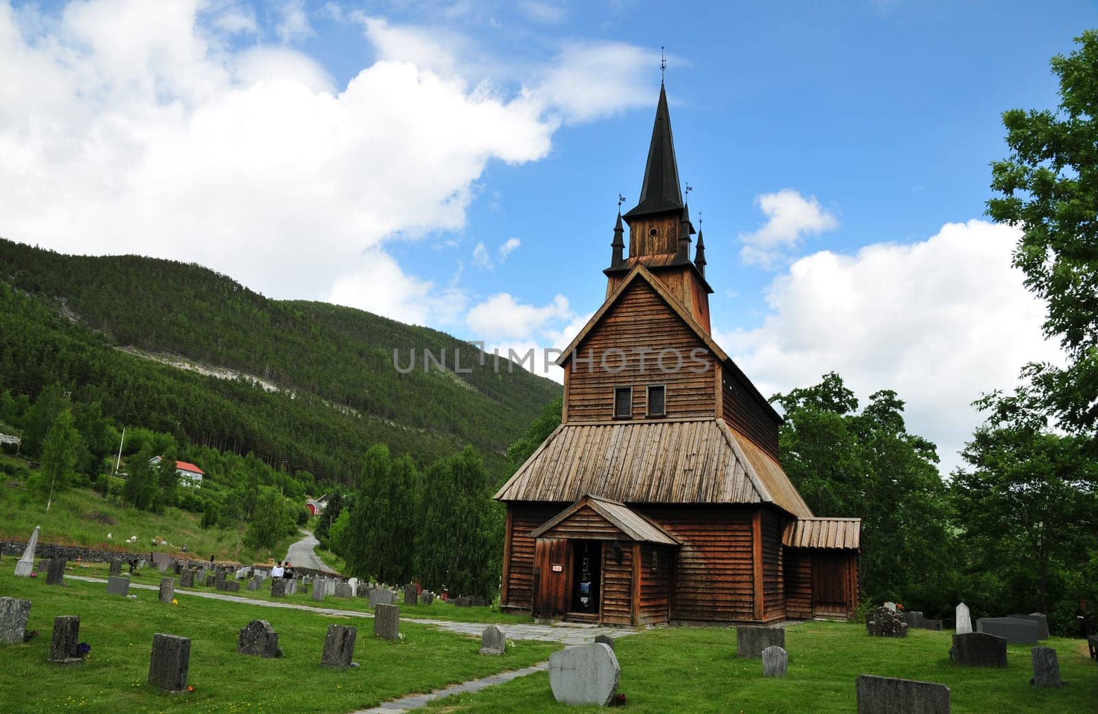 The largest stave church in the Norwegian town of Sogn is the one in Kaupanger.