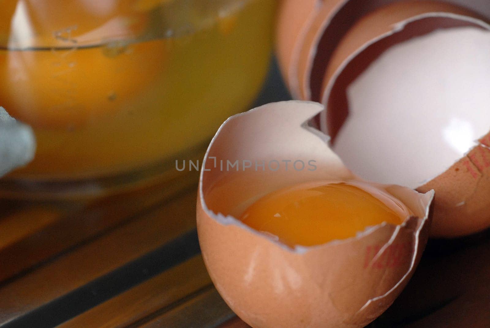 cracked egg