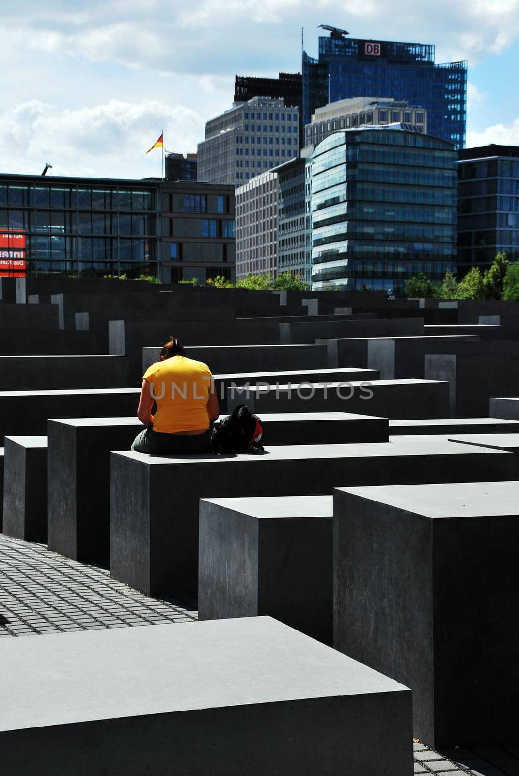 Memorial 5480