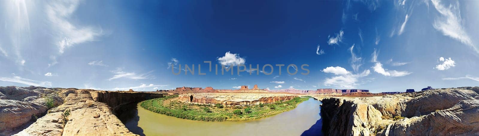 360° shot at the White Rim of the Green River in Canyonlans NP USA.