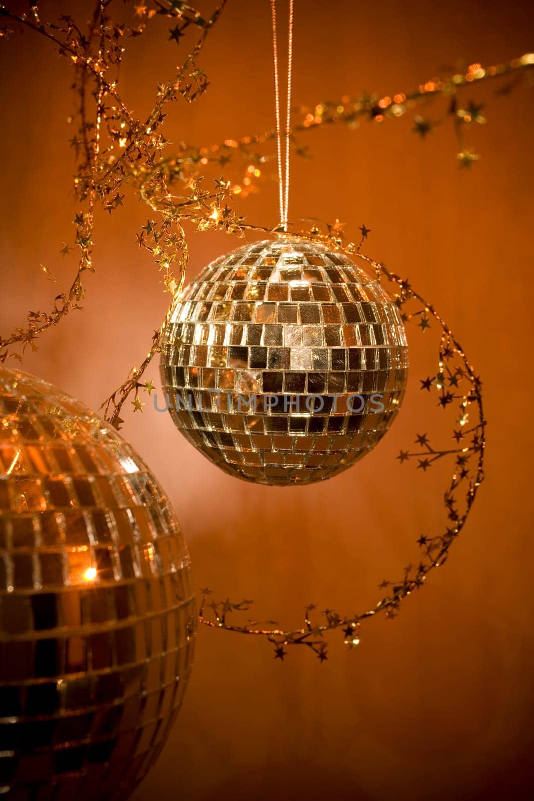 Christmas decoration with mirror balls