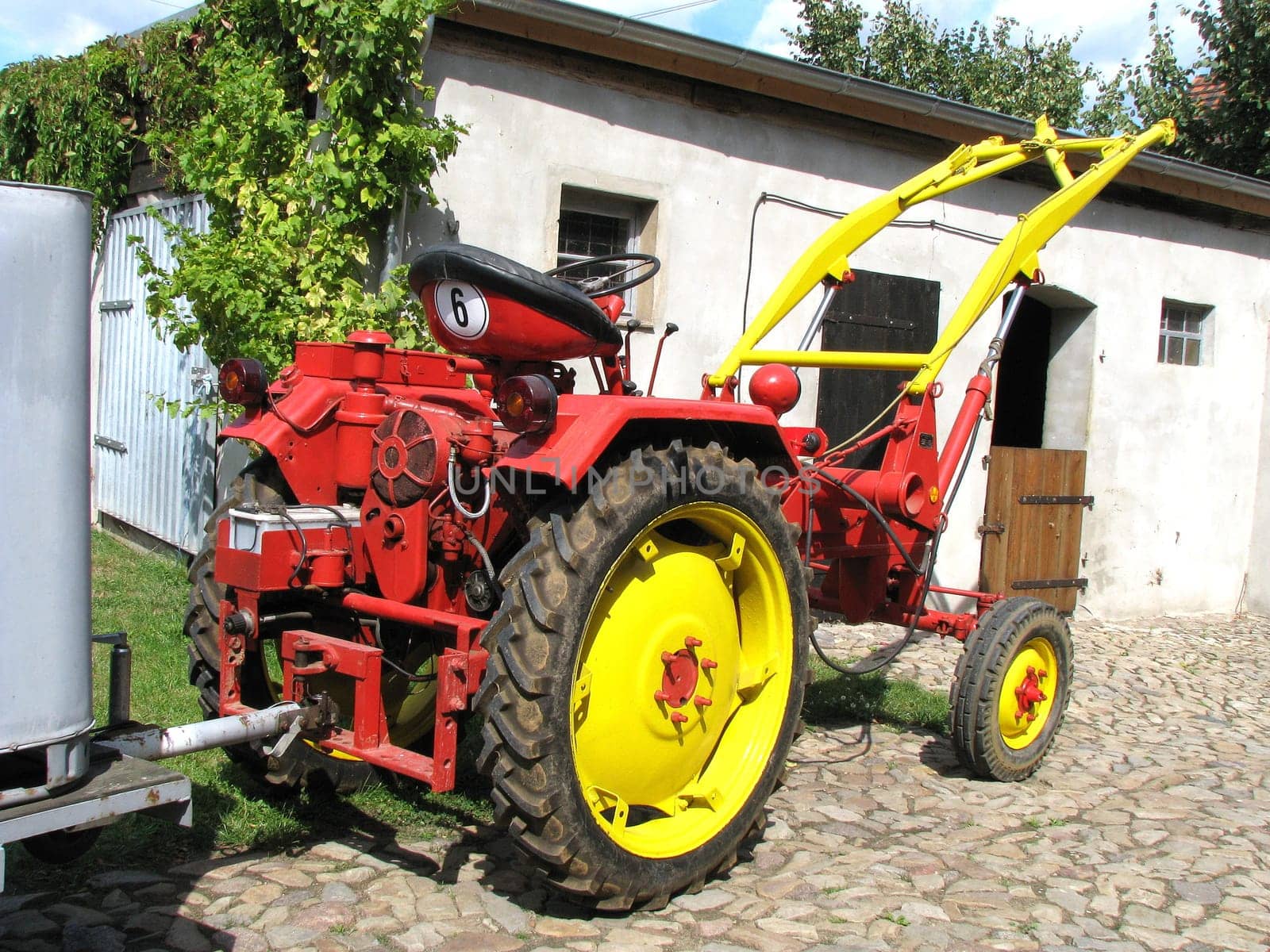 Tractor RS 09