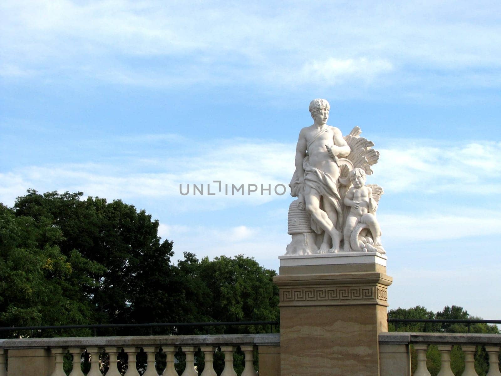 Figurine Customs Bridge Magdeburg