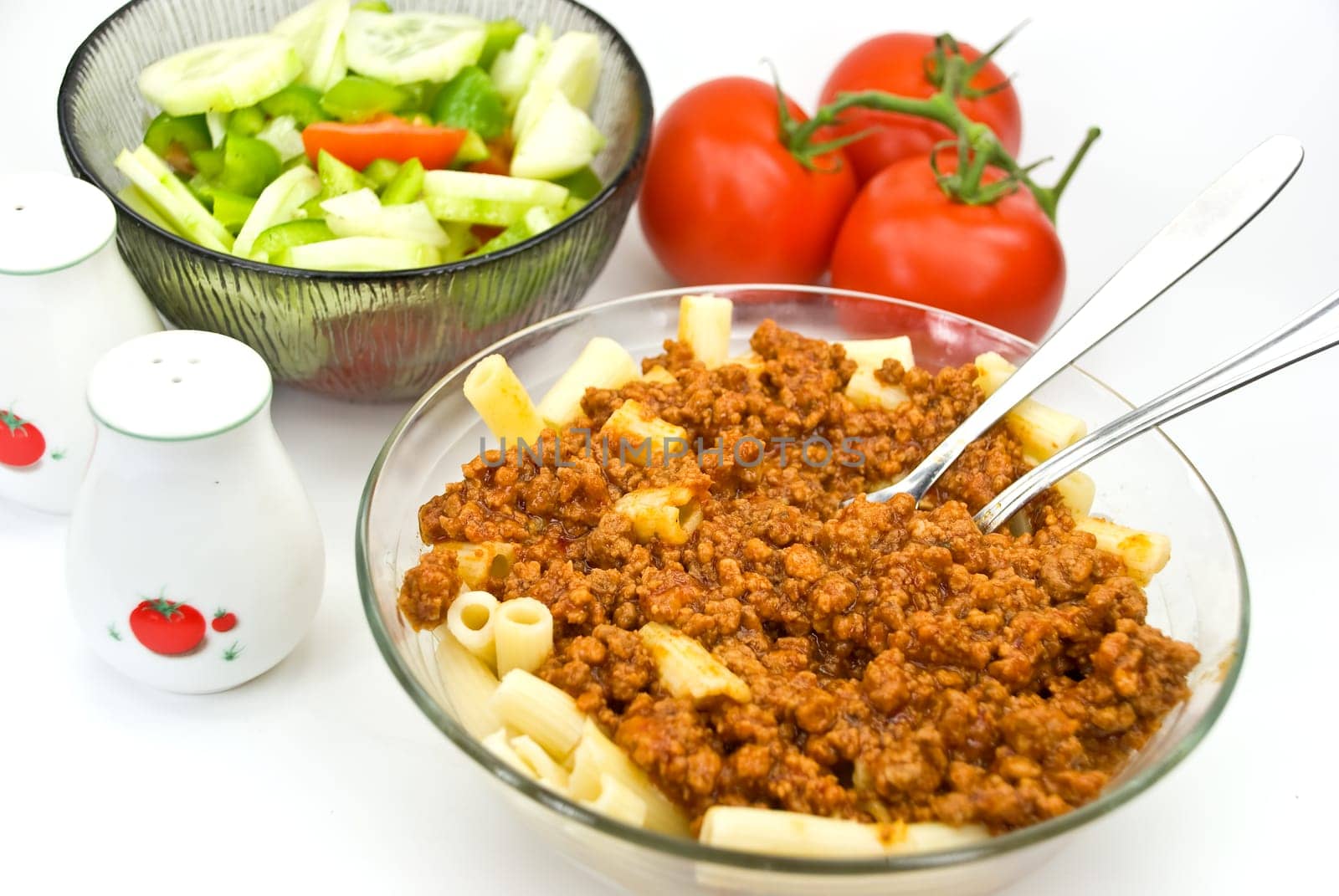 Spaghetti Macaroni Bolognese with Salad