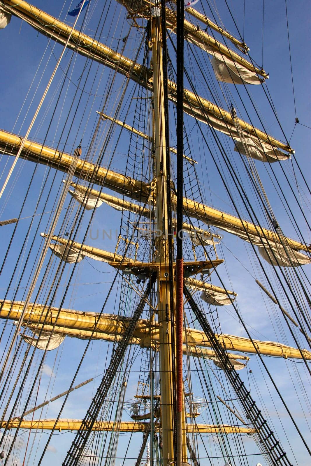 Mast No4