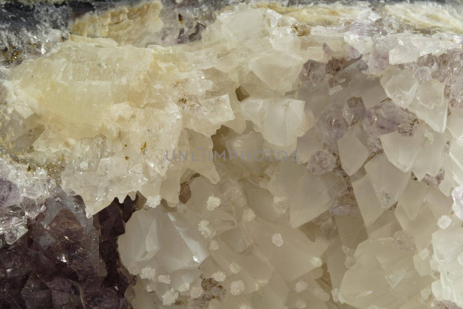 mica-lipidolit crystals