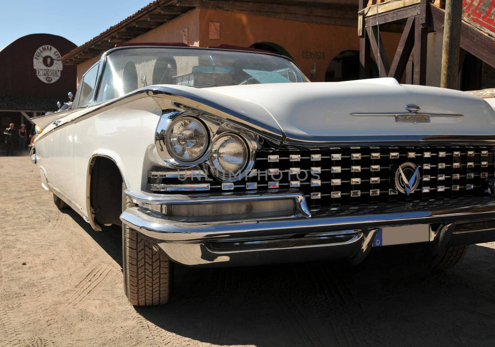 I was able to photograph this beautiful Buick Le Sabre Convertible from 1959 at a US car meeting.