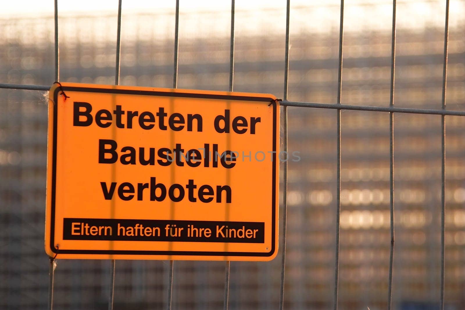 No trespassing