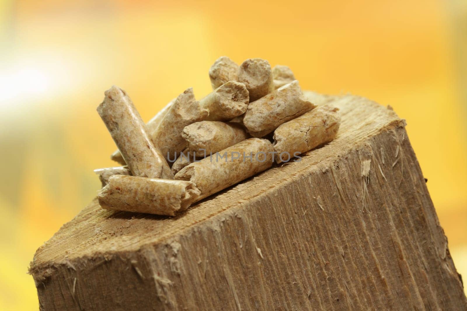 Heat with wood pellets