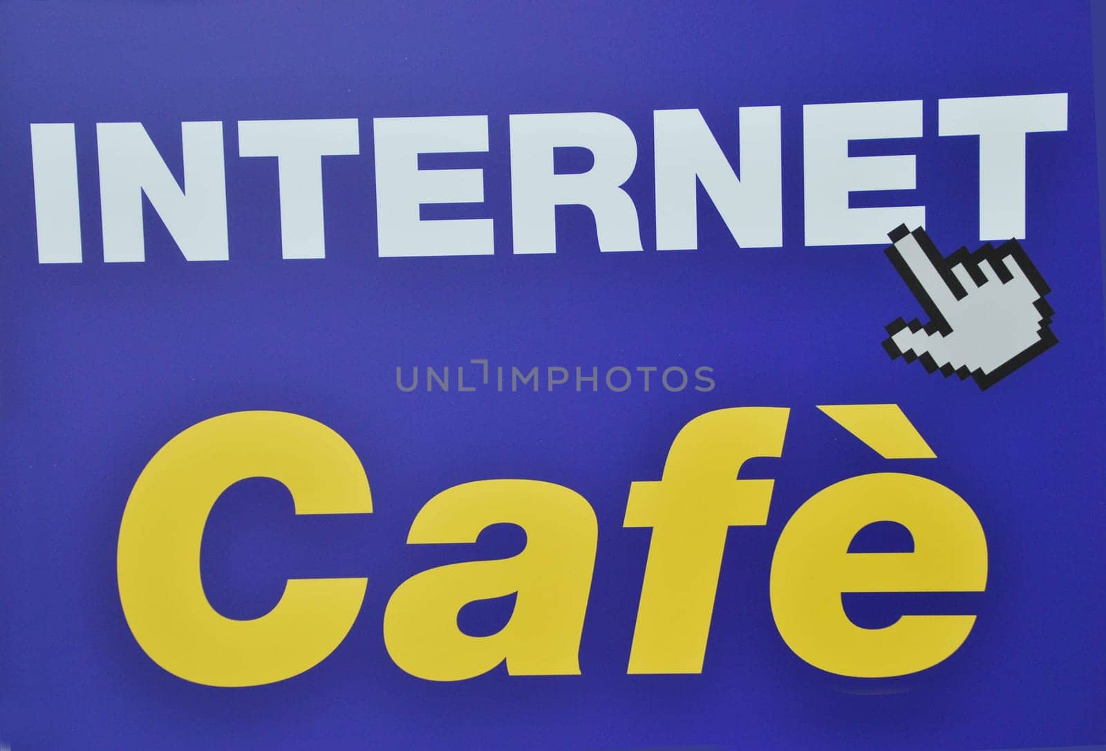 Internet Cafe 6606