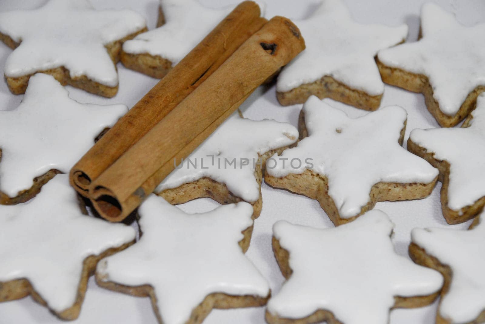 Cinnamon Stars