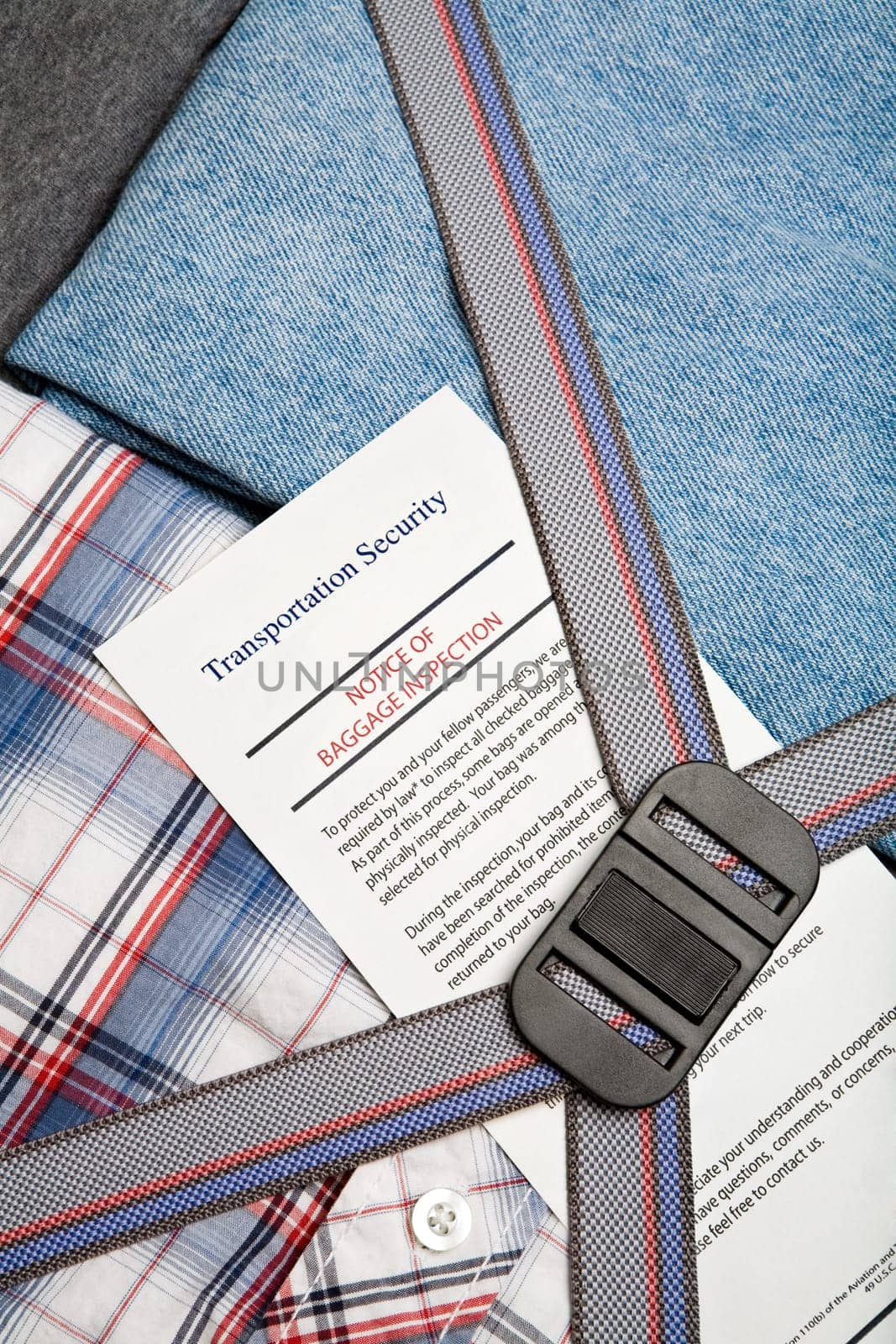 airport security baggage check