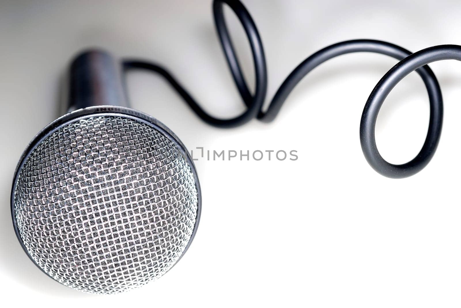 Microphone 10