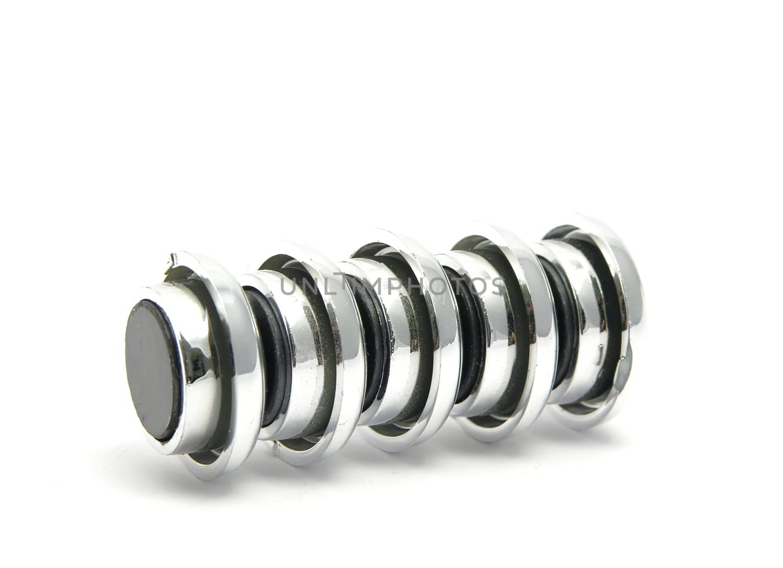 Five magnets attract each other