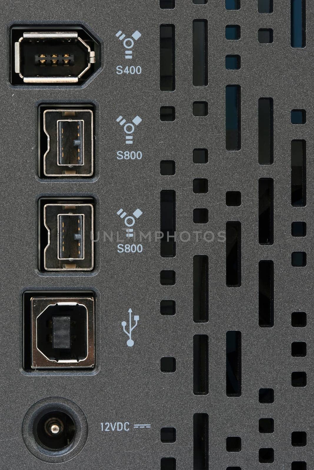 connections vertical