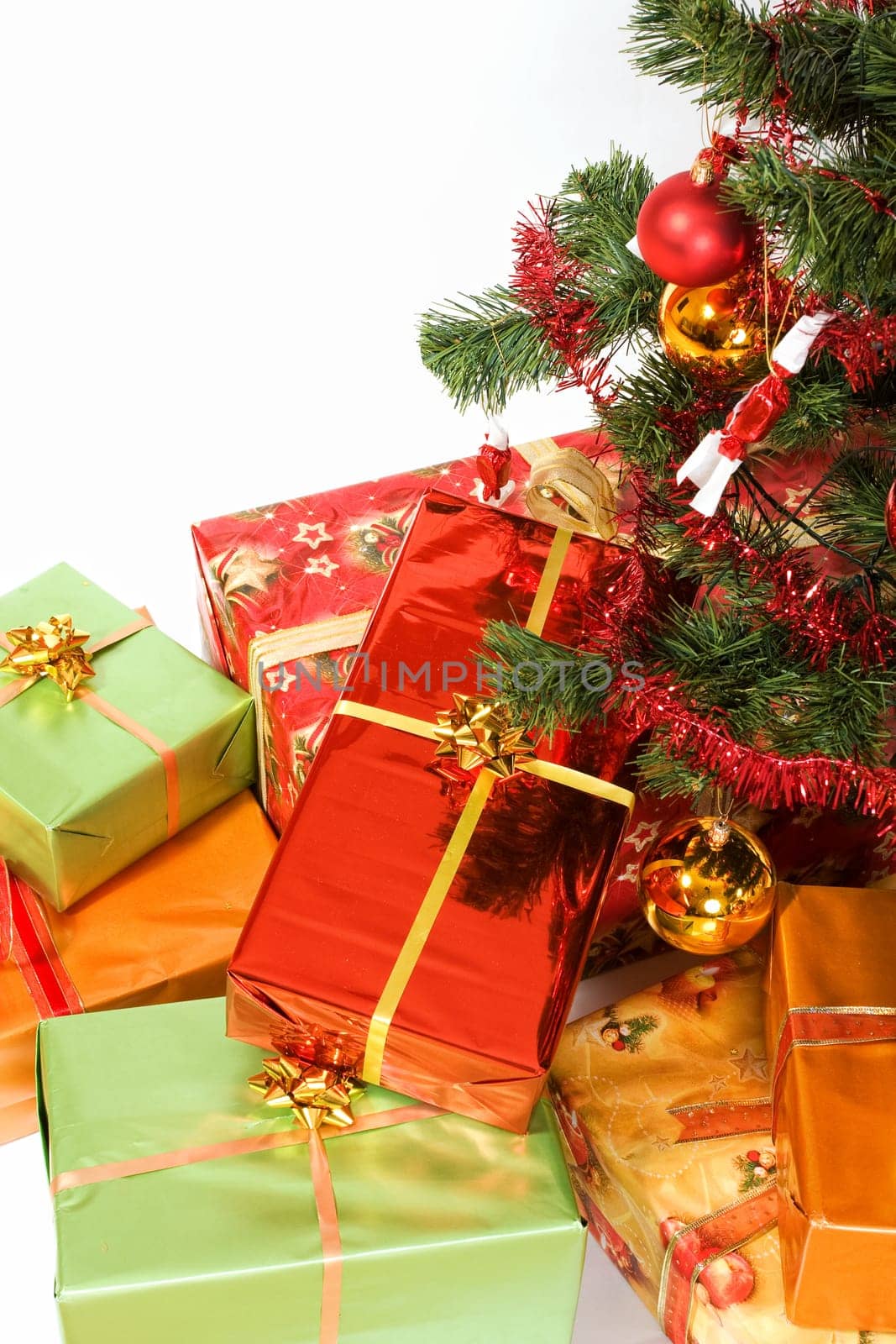 Christmas tree with christmas gifts