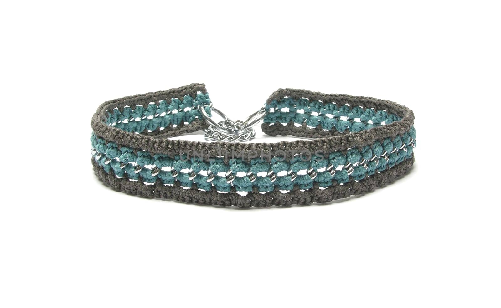Hand crocheted dog collar - chain of metal