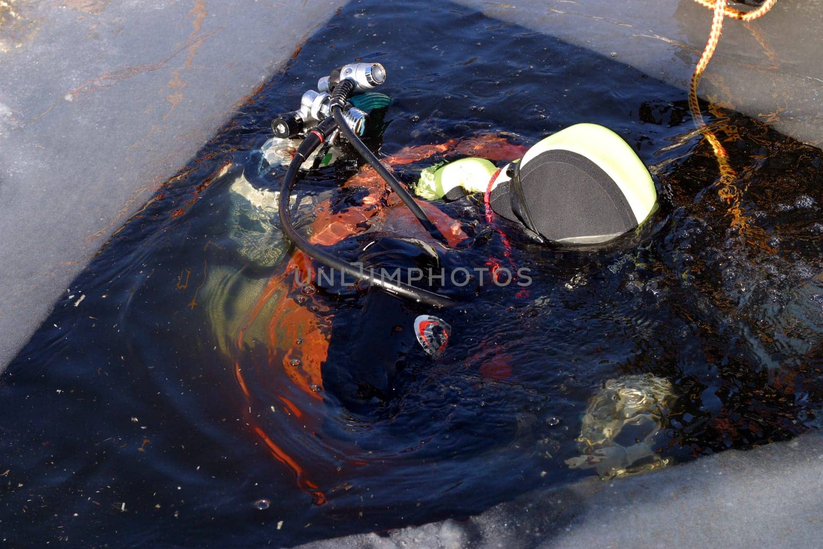 Ice divers at the Steinbach dam