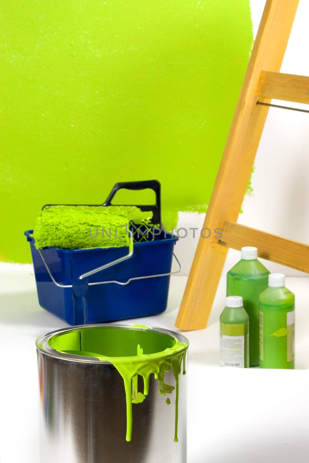 Green Painting supplies
