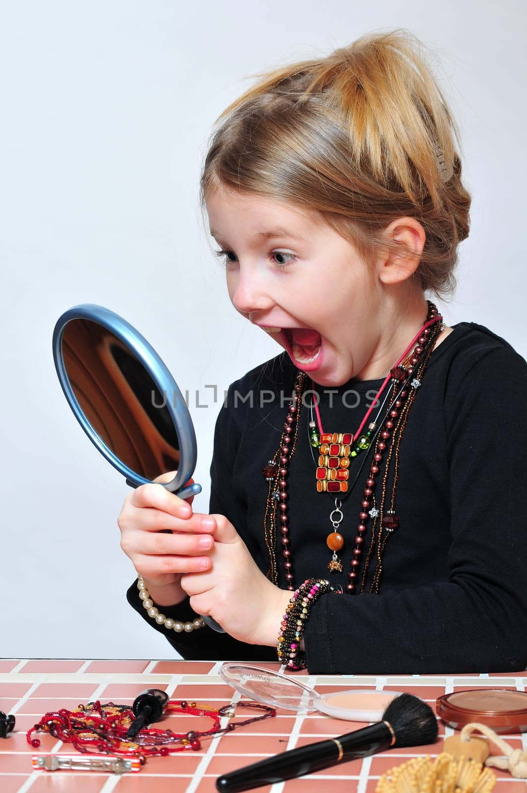 Girl Mirror Scream