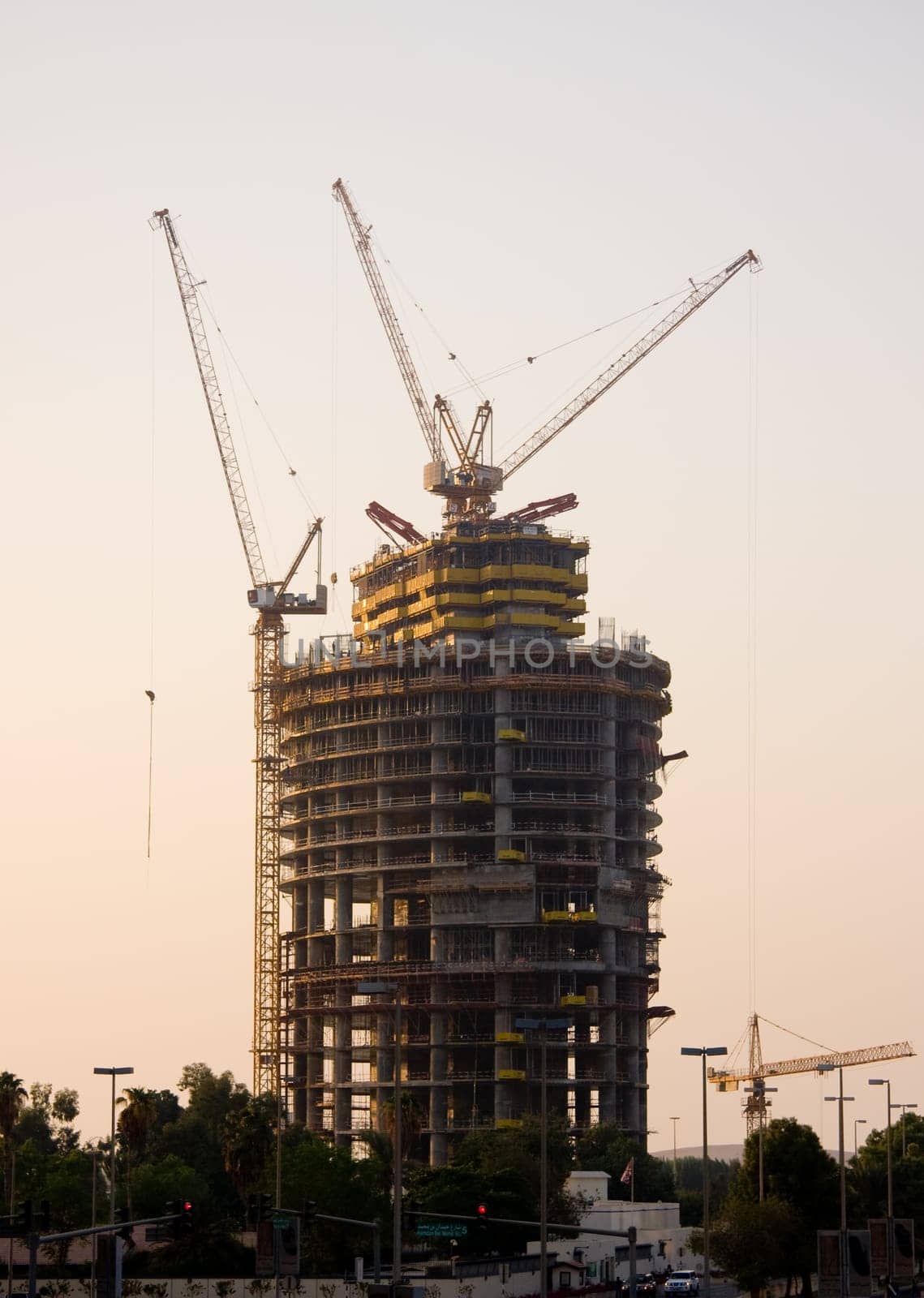 Construction of office building in Abu Dhabi