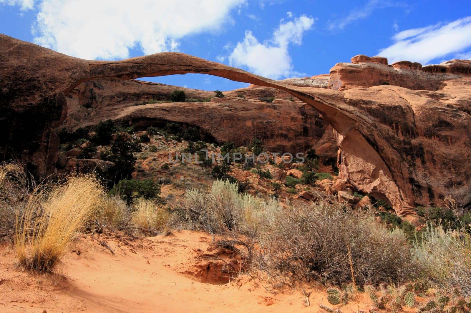 With a span of 93 meters - the largest arch in the national park of the same name