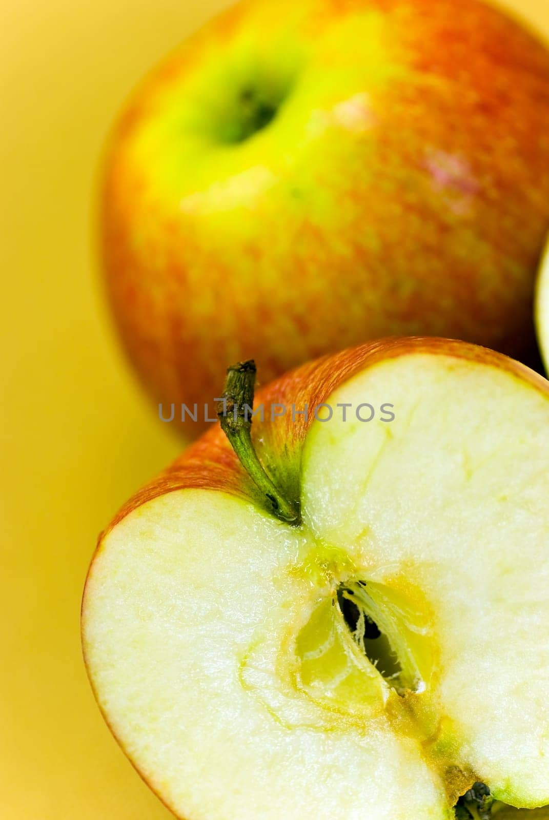 Apples without (New York)
