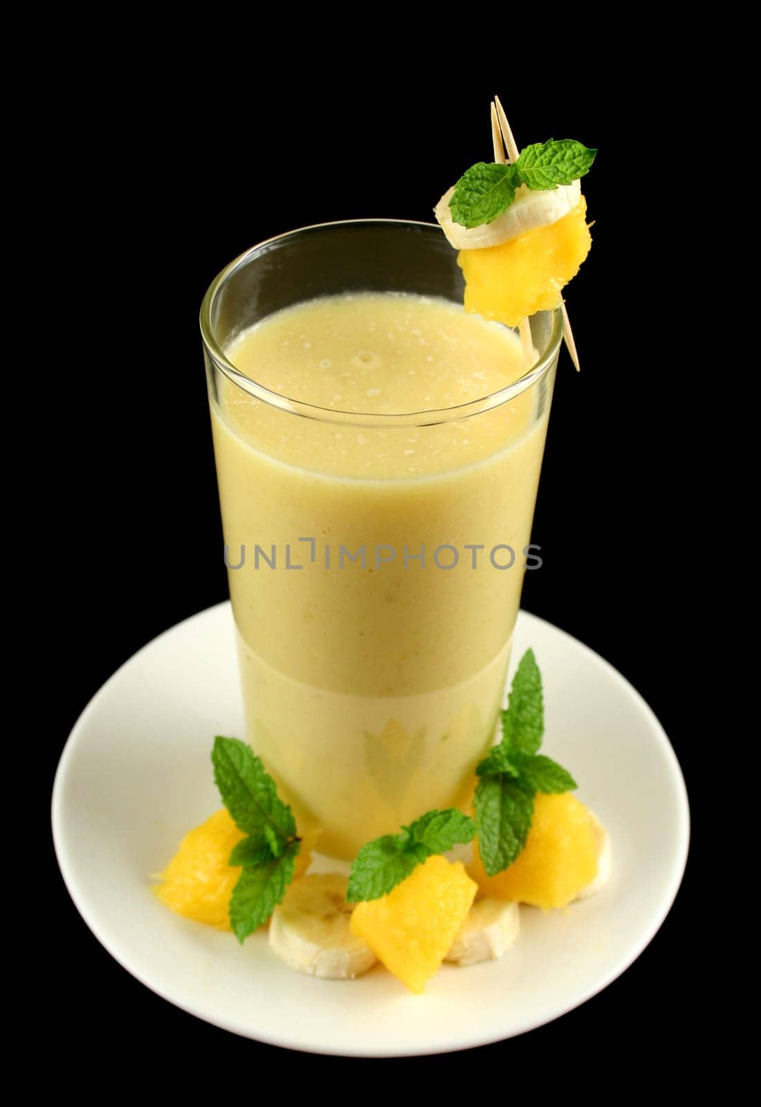 Banana And Mango Smoothie 1