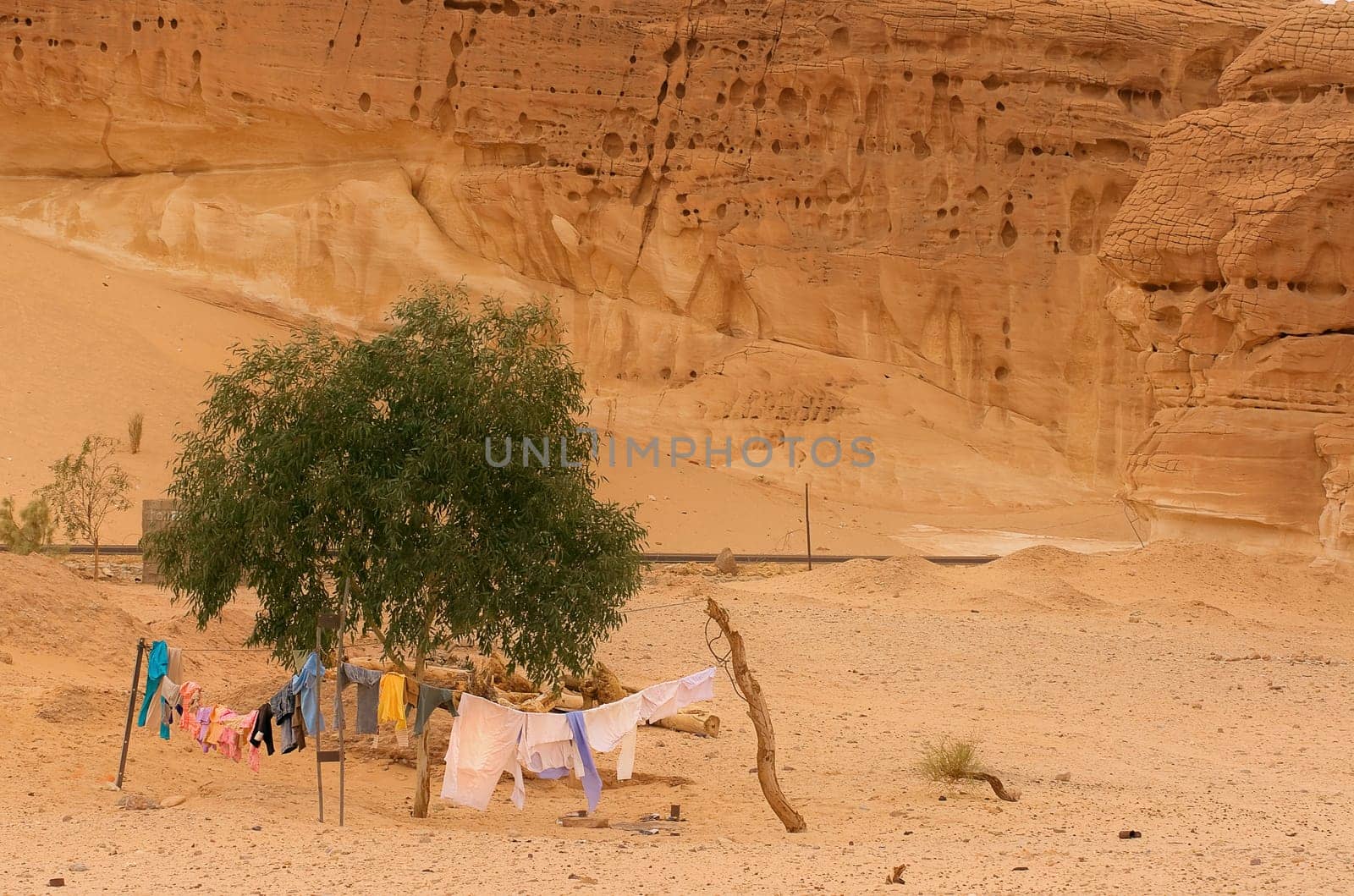 Bedouin linen