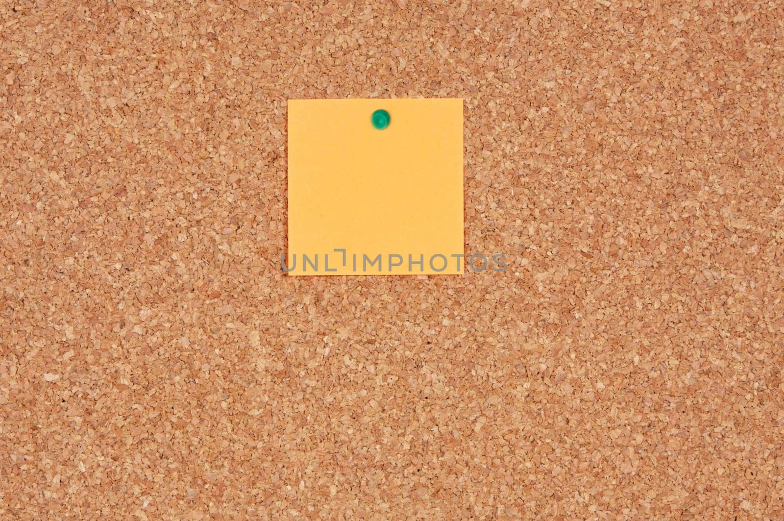 Noticeboard with a color note