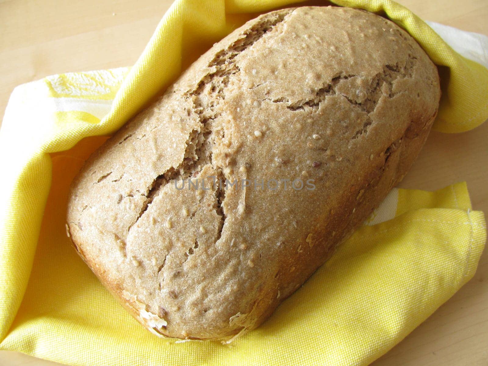 Spelt rye bread from bread maker
