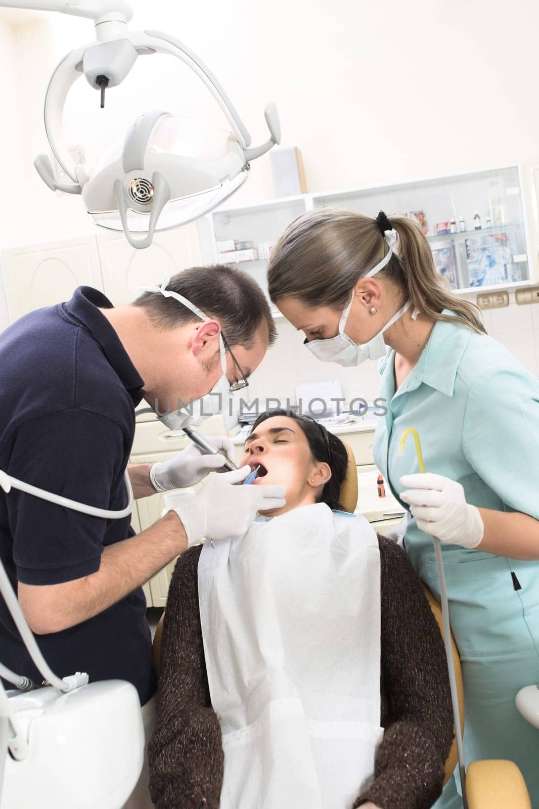 Dentist
