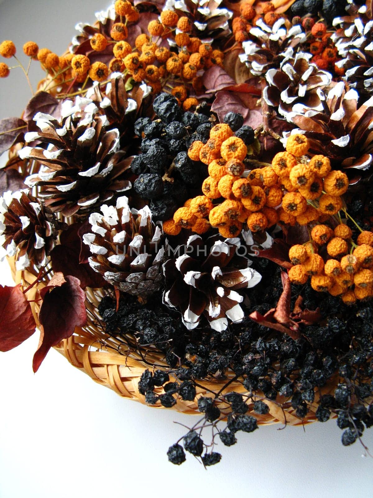 Christmas decoration - dried berry and c
