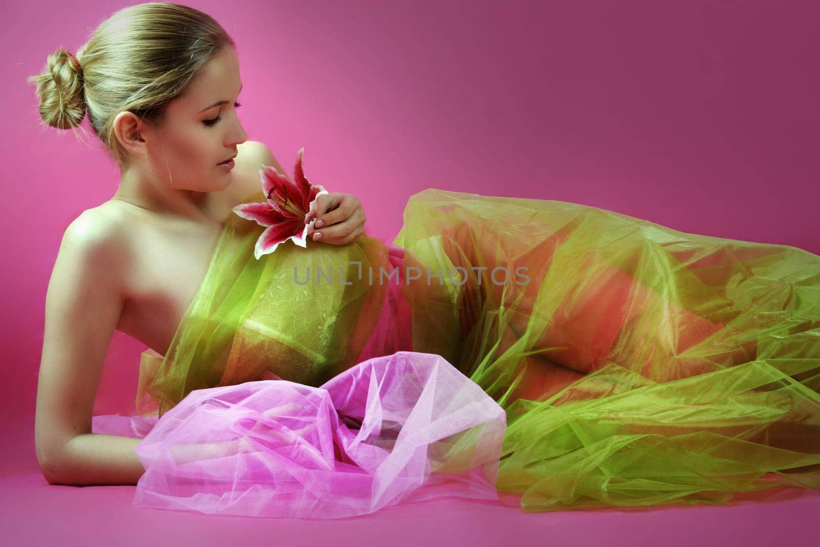 Model with lily