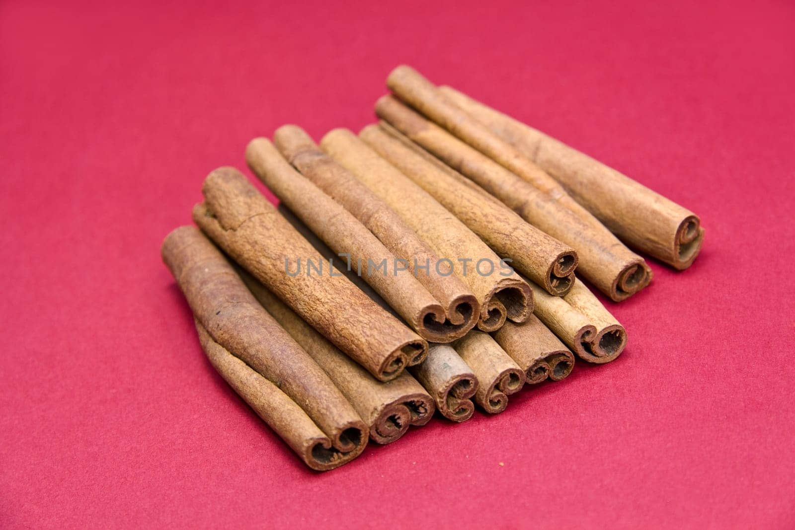 Cinnamon sticks
