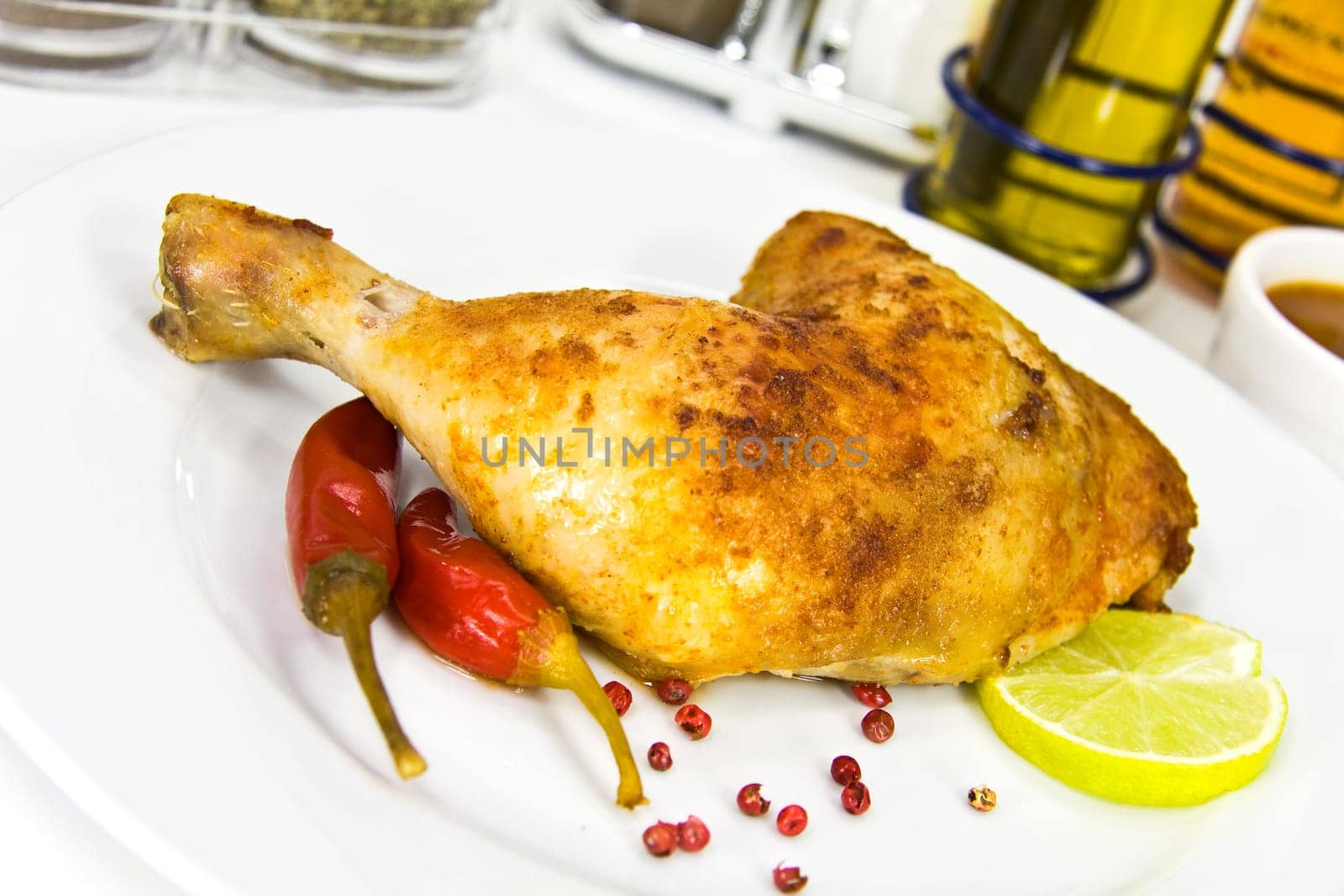 Chicken leg with rocket salad and zw